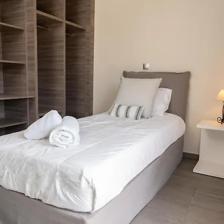 Profilios Villas Βίλα Μαντζαβινάτα