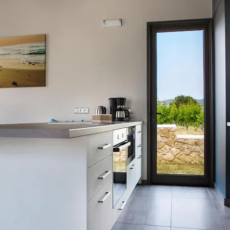 Profilios Villas Μαντζαβινάτα